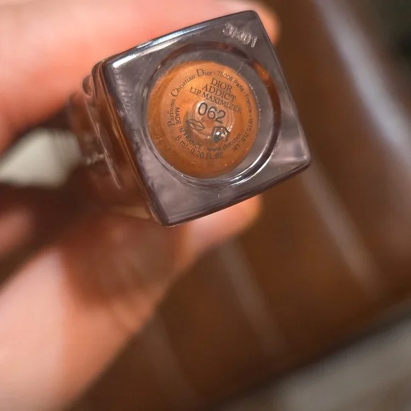 Dior Addict Lip Maximizer Bronze Glow 062 - Picture 3 of 7